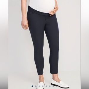 Side panel pixie maternity pants